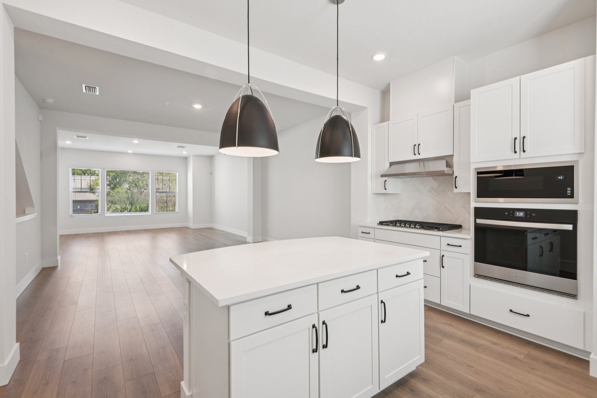 4th Ter N-S2703-018.jpg