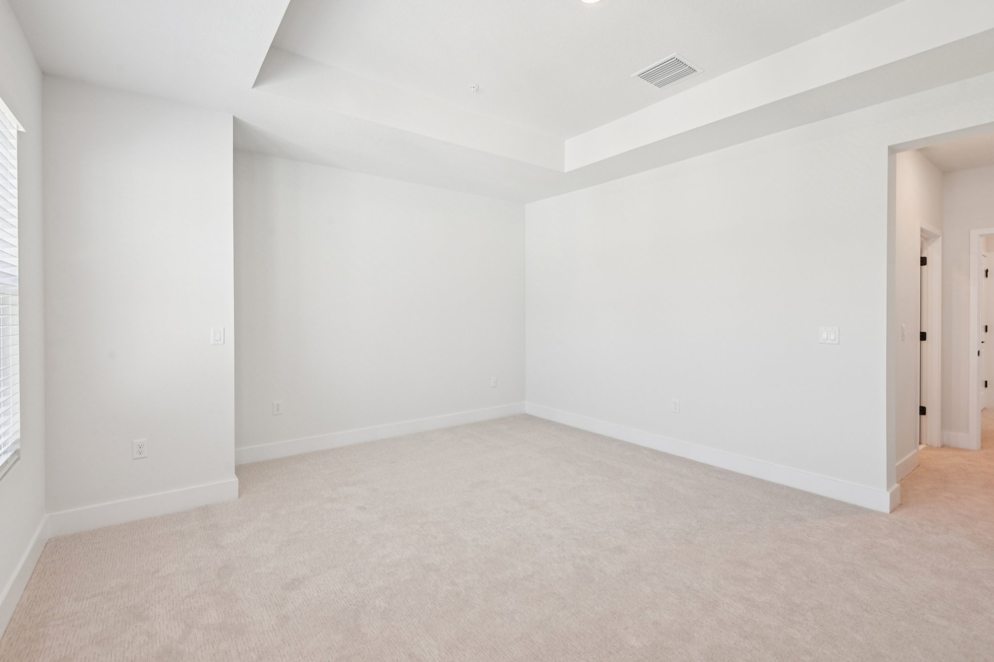 4th Ter N-S2703-032.jpg