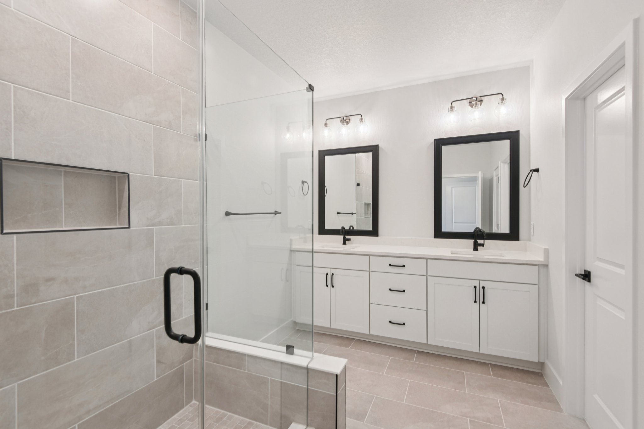 4th Ter N-S2703-034.jpg