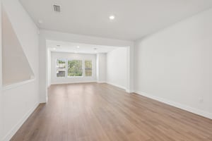 4th Ter N-S2703-005.jpg