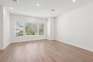 4th Ter N-S2703-007.jpg