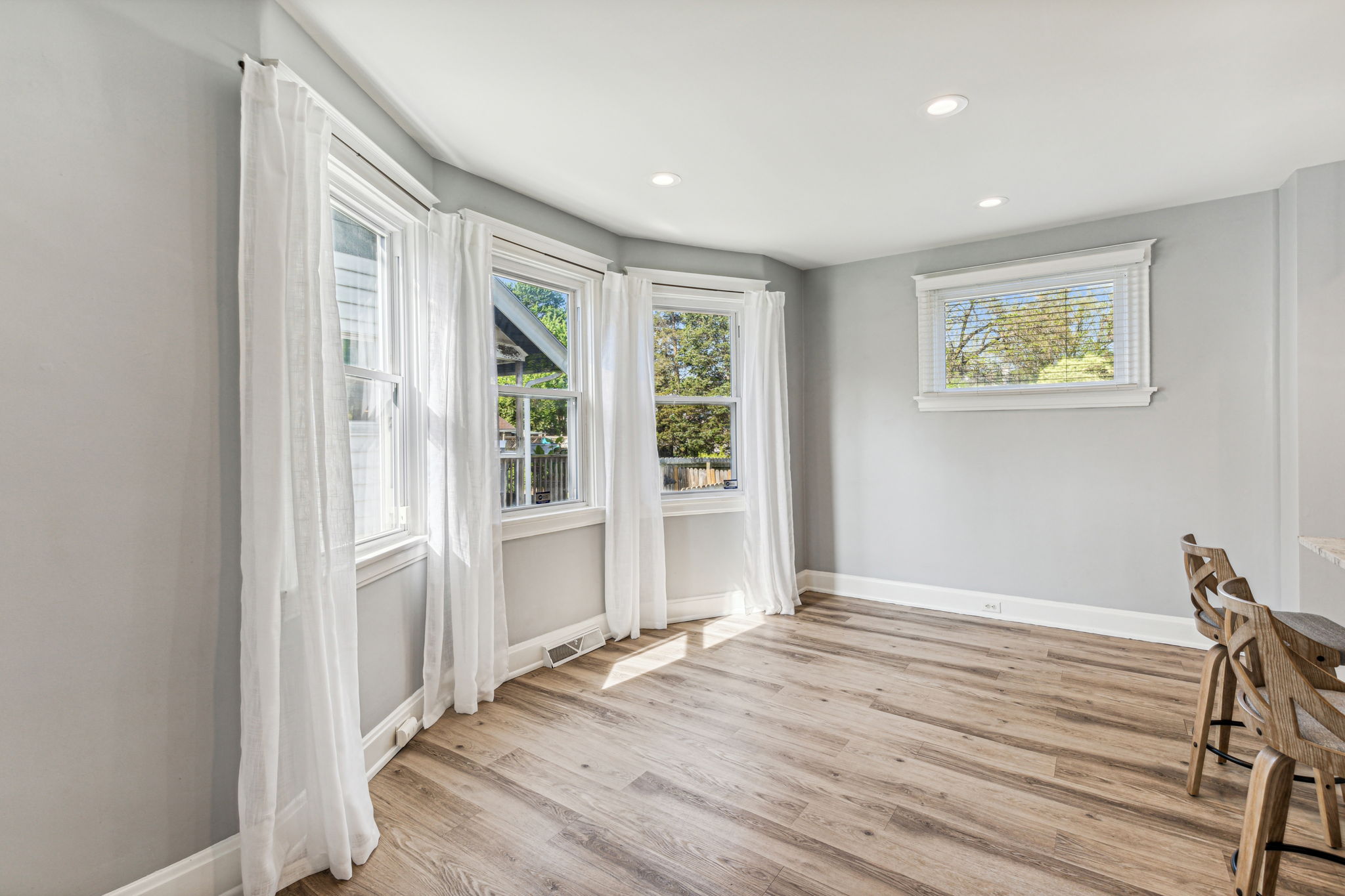 10_Interior