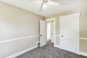 18_Interior