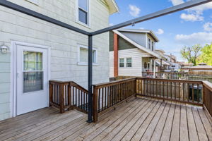 27_Exterior