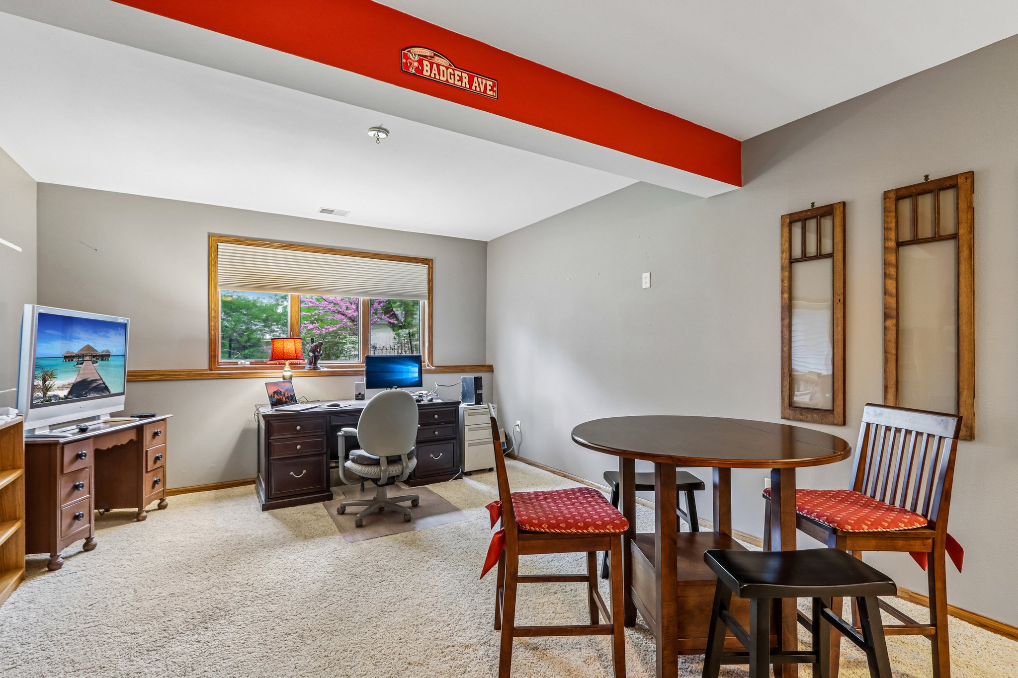 Collingwood Dr-S2804-043.jpg