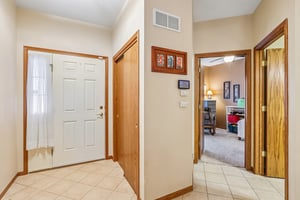 Collingwood Dr-S2804-005.jpg