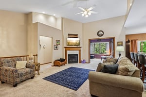 Collingwood Dr-S2804-010.jpg