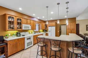 Collingwood Dr-S2804-014.jpg