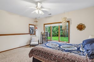 Collingwood Dr-S2804-036.jpg