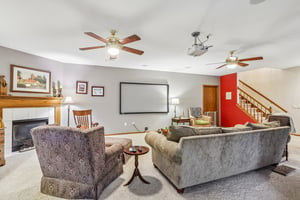 Collingwood Dr-S2804-040.jpg