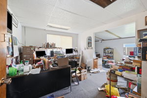  Photo 44