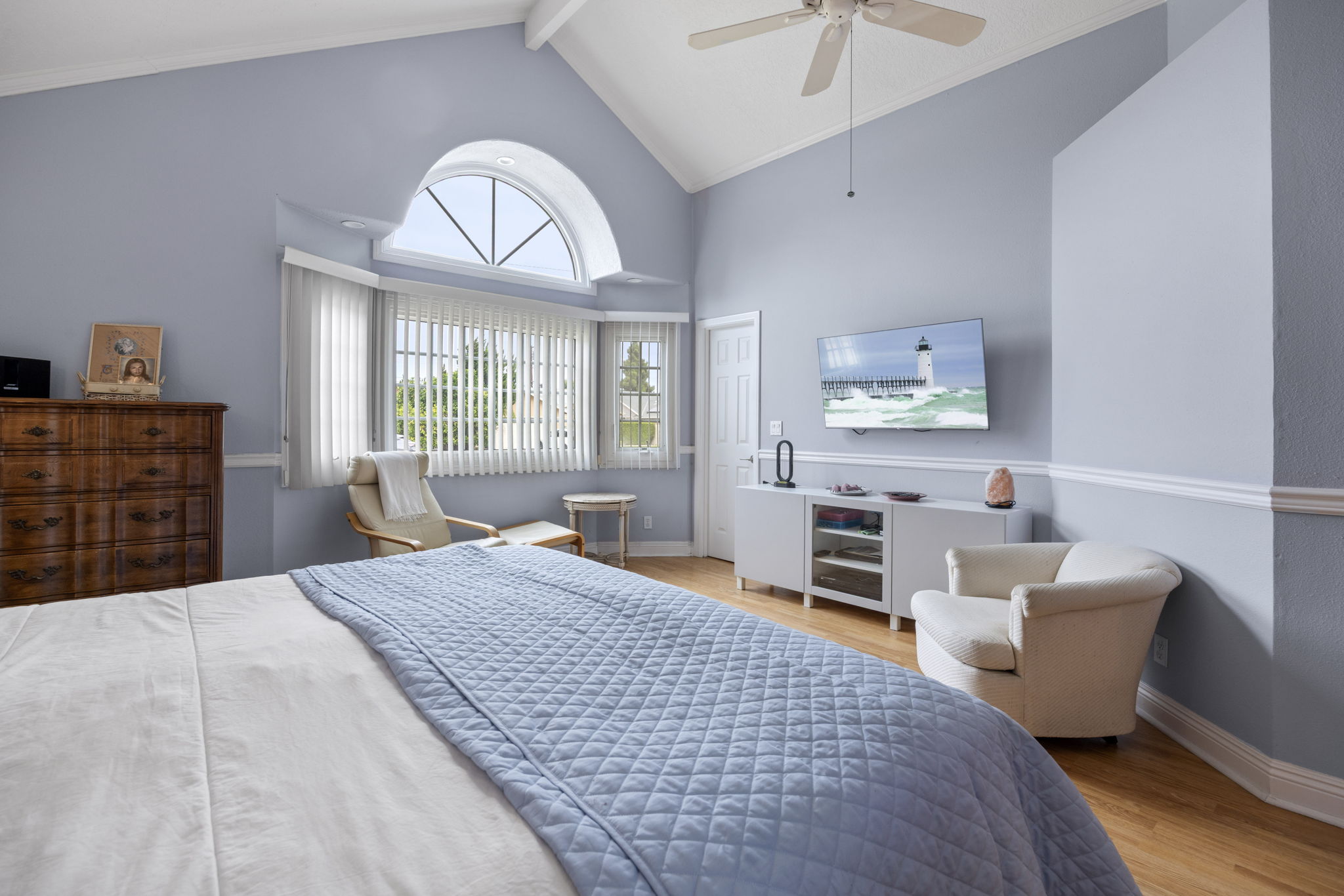  Photo 30