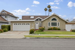  Photo 0