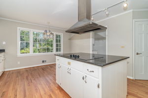 Kitchen/Breakfast Area