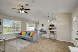 Lenwood Dr-007