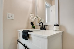 Lenwood Dr-027