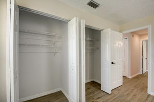 Lenwood Dr-025