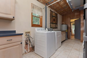  Photo 49