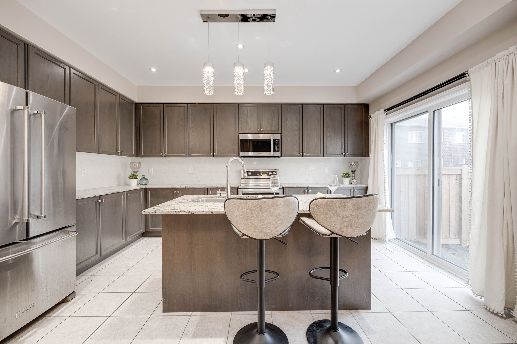 Burlington property showcase — delivered property photograph 9
