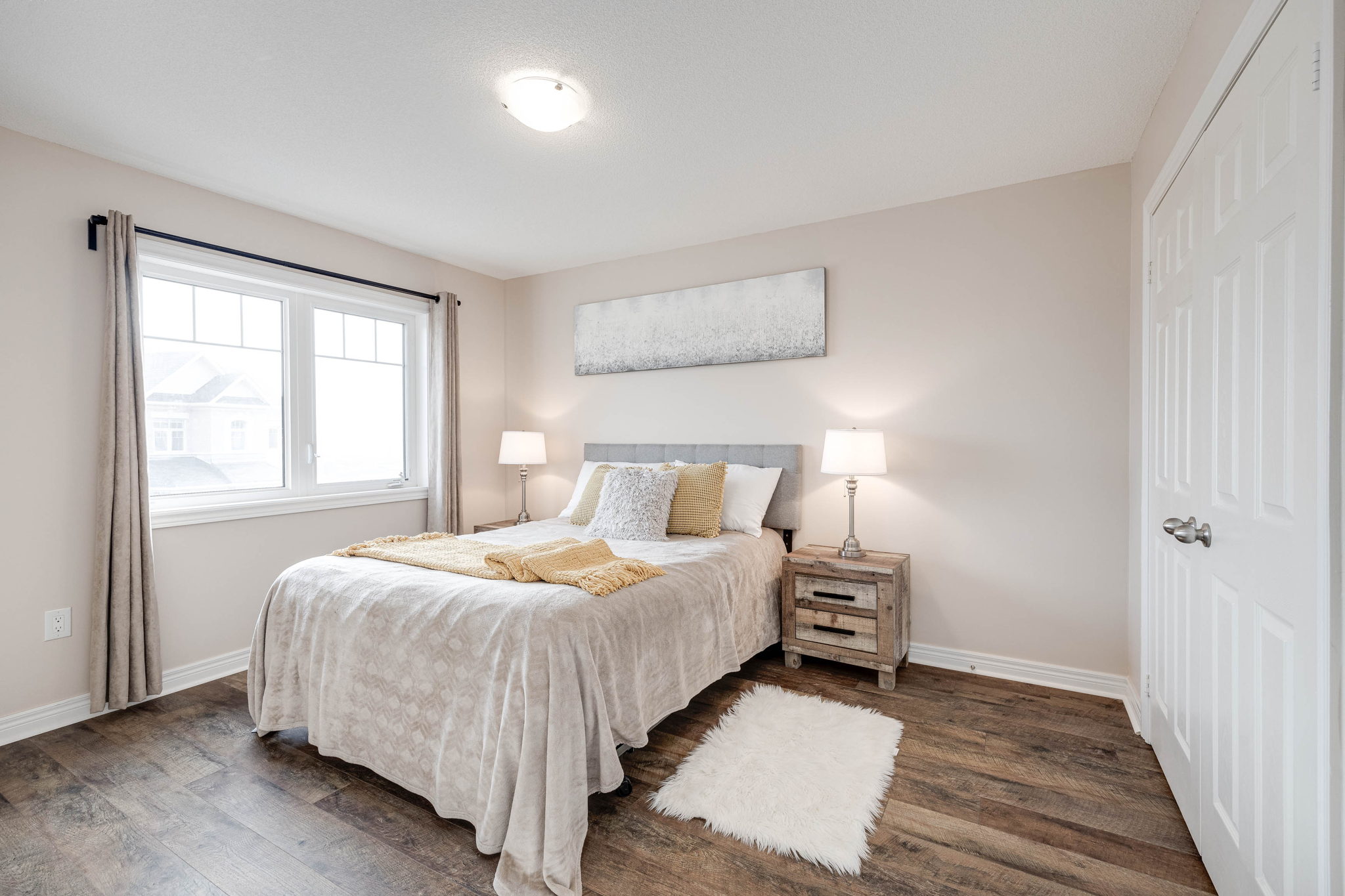 Burlington property showcase — delivered property photograph 25