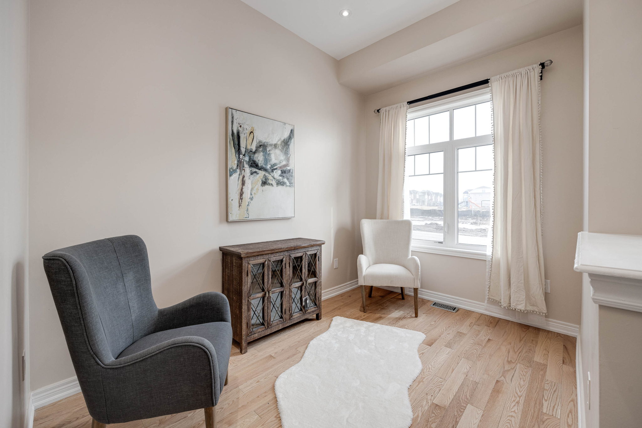 Burlington property showcase — delivered property photograph 18