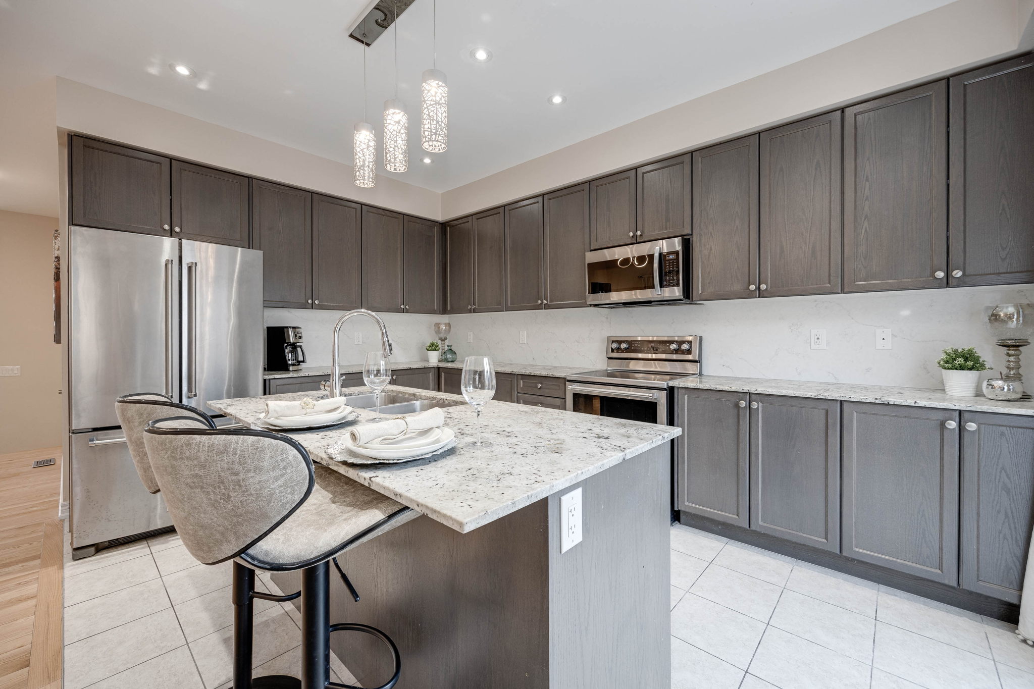 Burlington property showcase — delivered property photograph 12