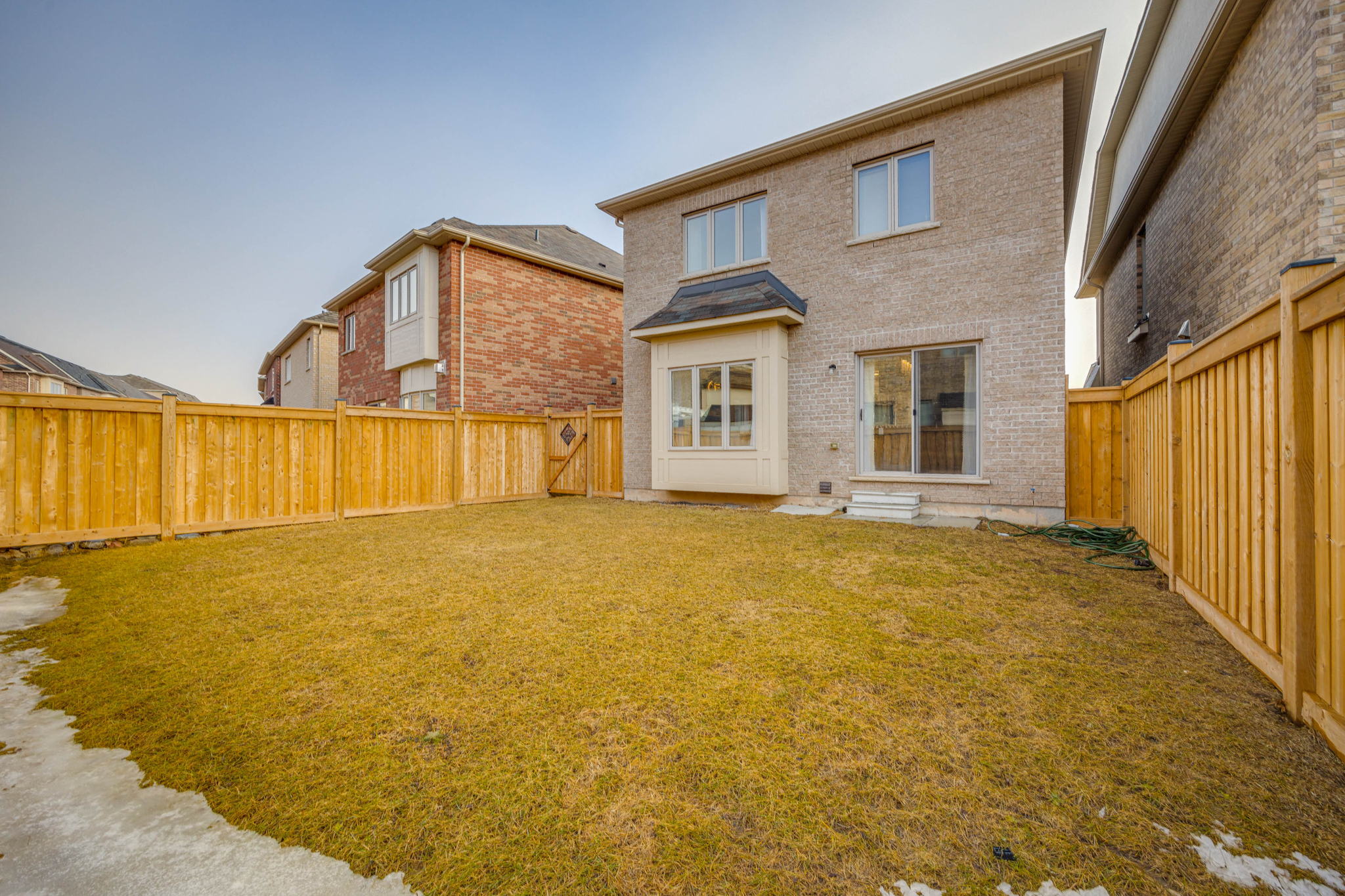 Burlington property showcase — delivered property photograph 44