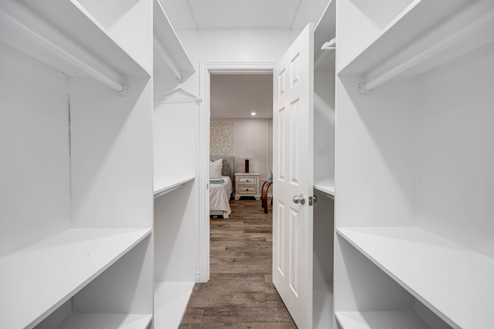 Burlington property showcase — delivered property photograph 35