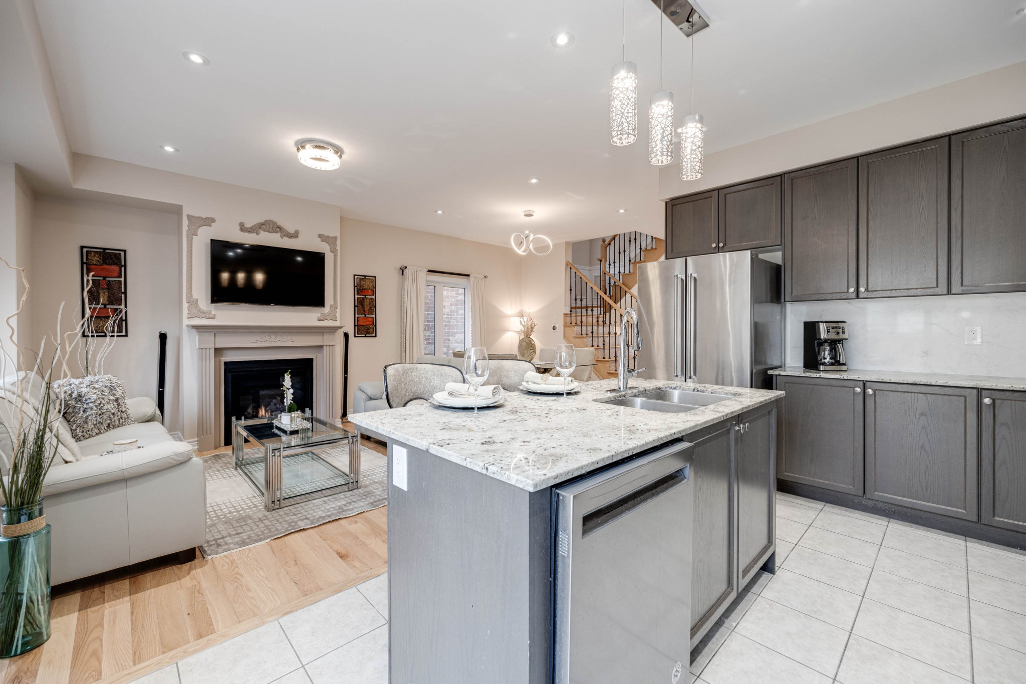 Burlington property showcase — delivered property photograph 11