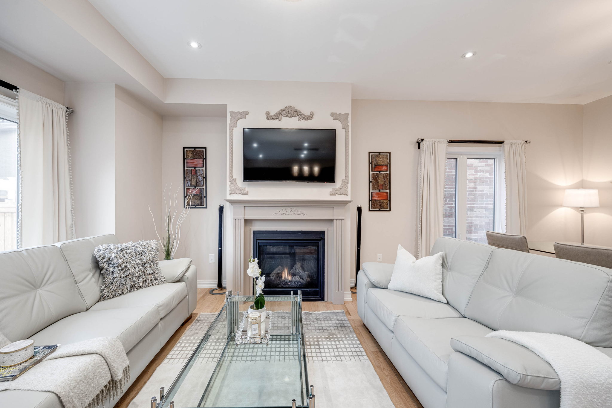 Burlington property showcase — delivered property photograph 14