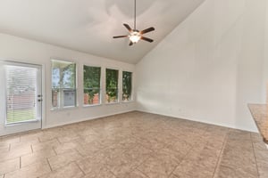 Honey Peach Way-S2607-006.jpg