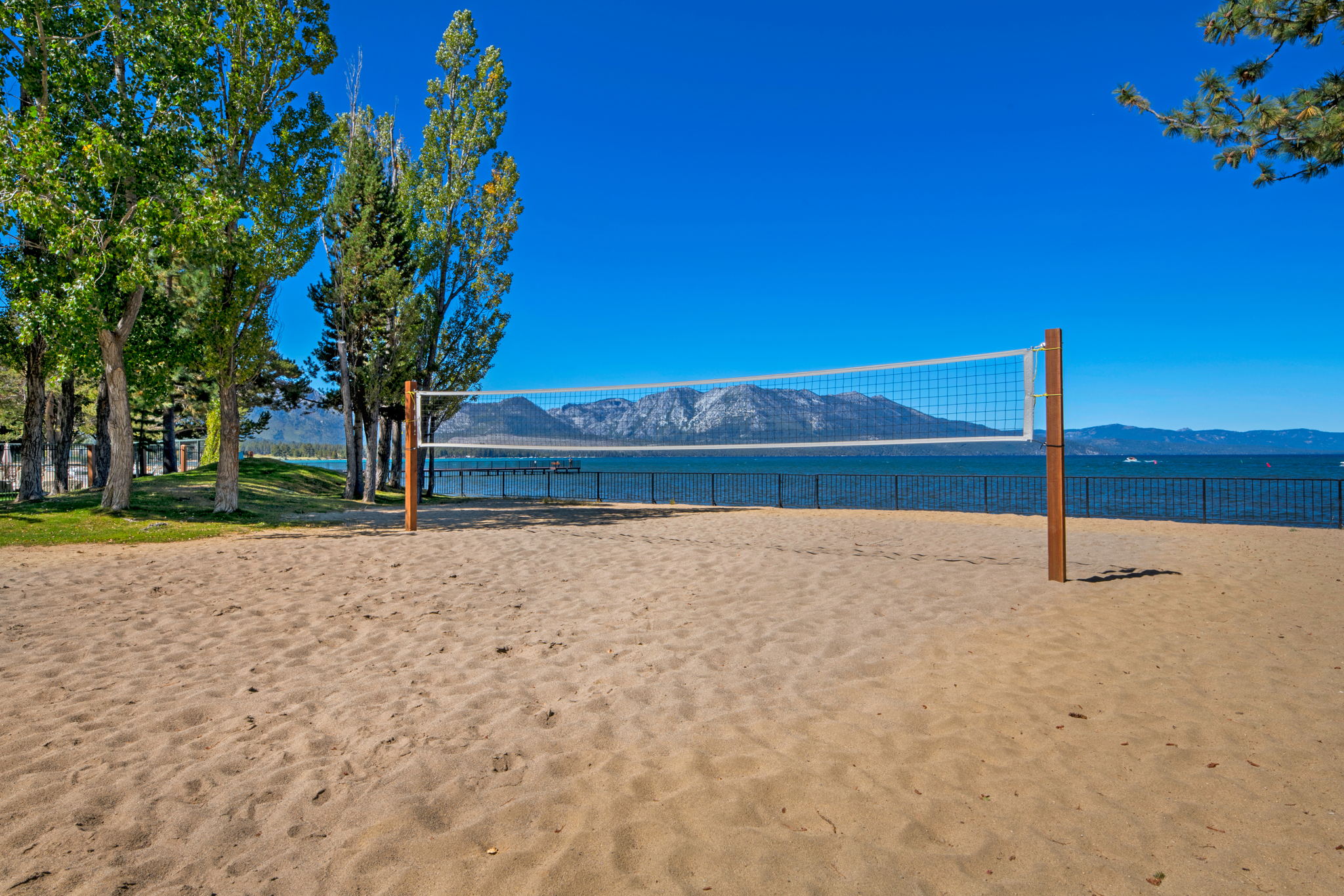 314 Beach Dr, South Lake Tahoe, CA 96150, USA Photo 42