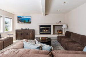 314 Beach Dr, South Lake Tahoe, CA 96150, USA Photo 23