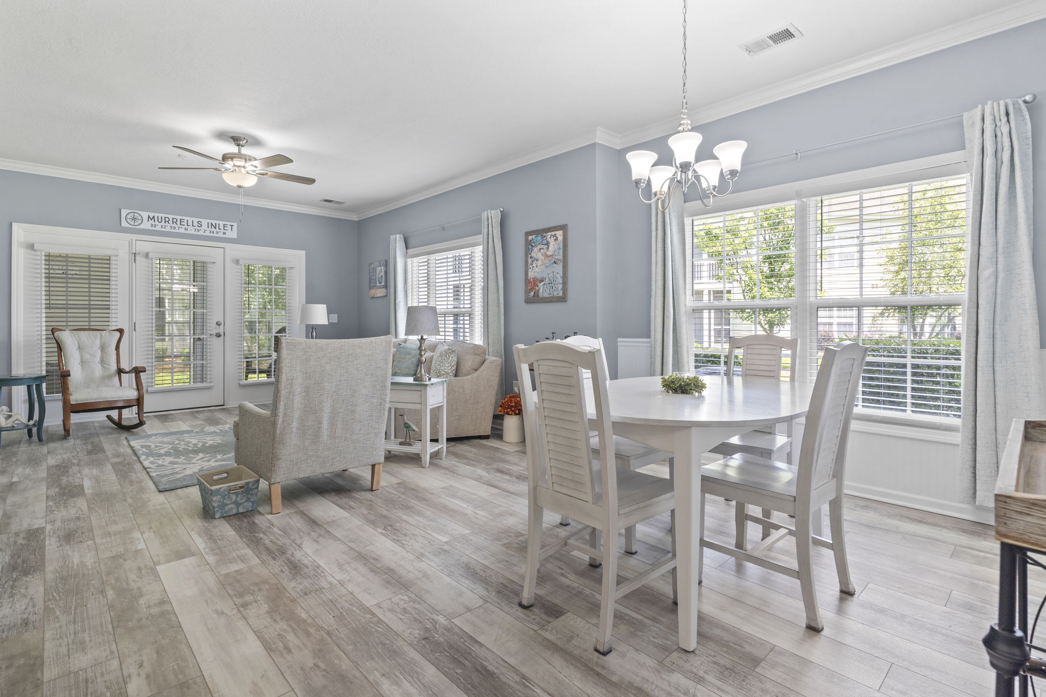 Living/Dining Room