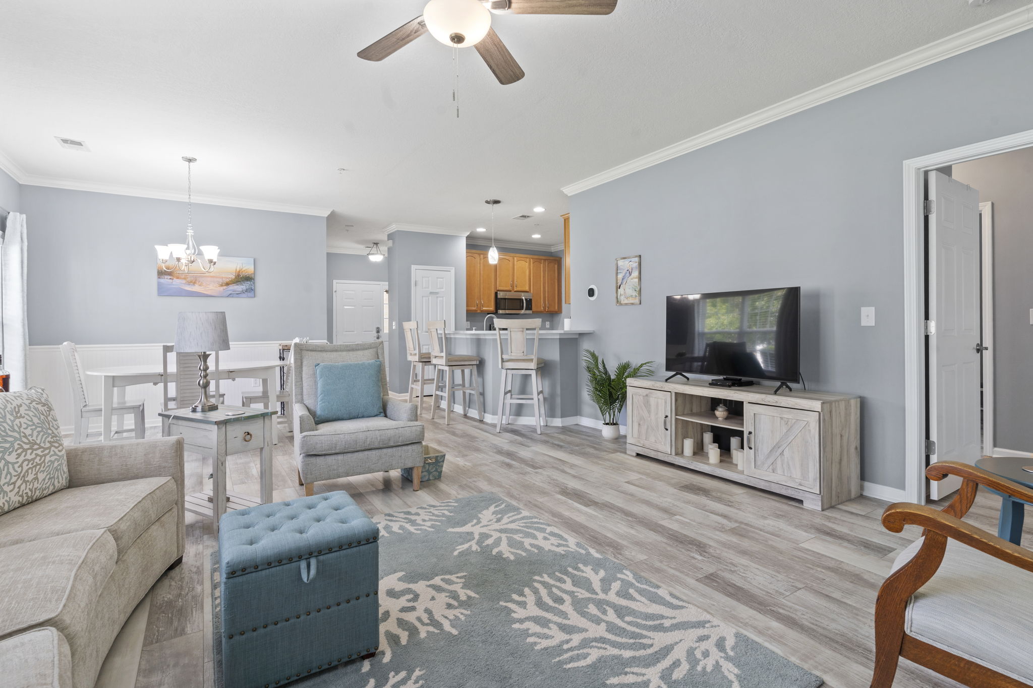 Foyer/Dining/Living Room