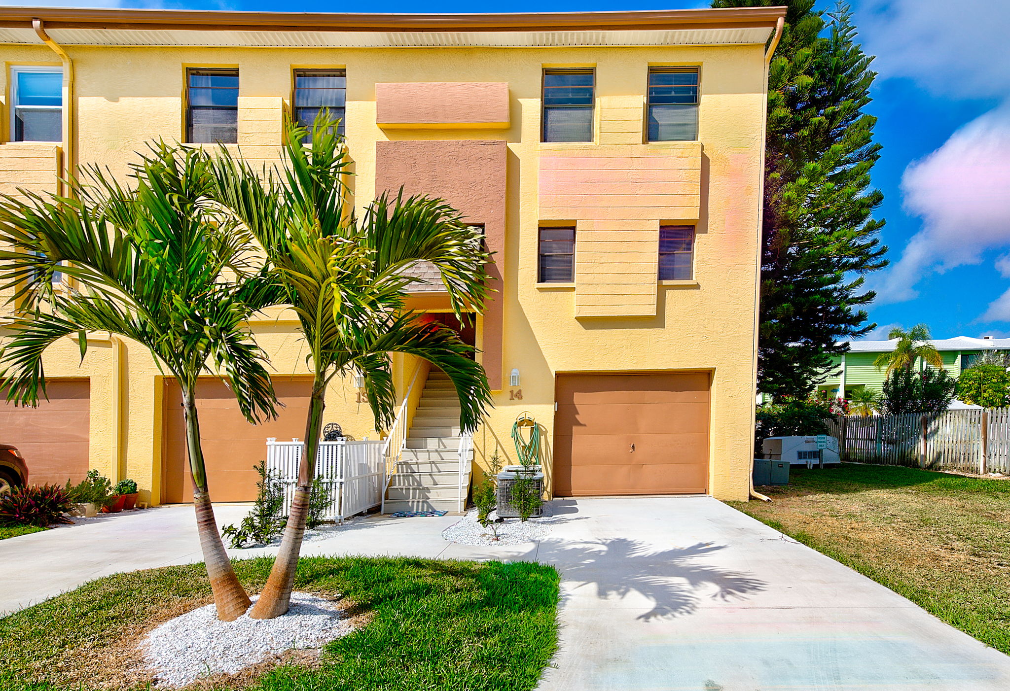 314 Windrush Blvd 14, Indian Rocks Beach, FL 33785 Stellar Media