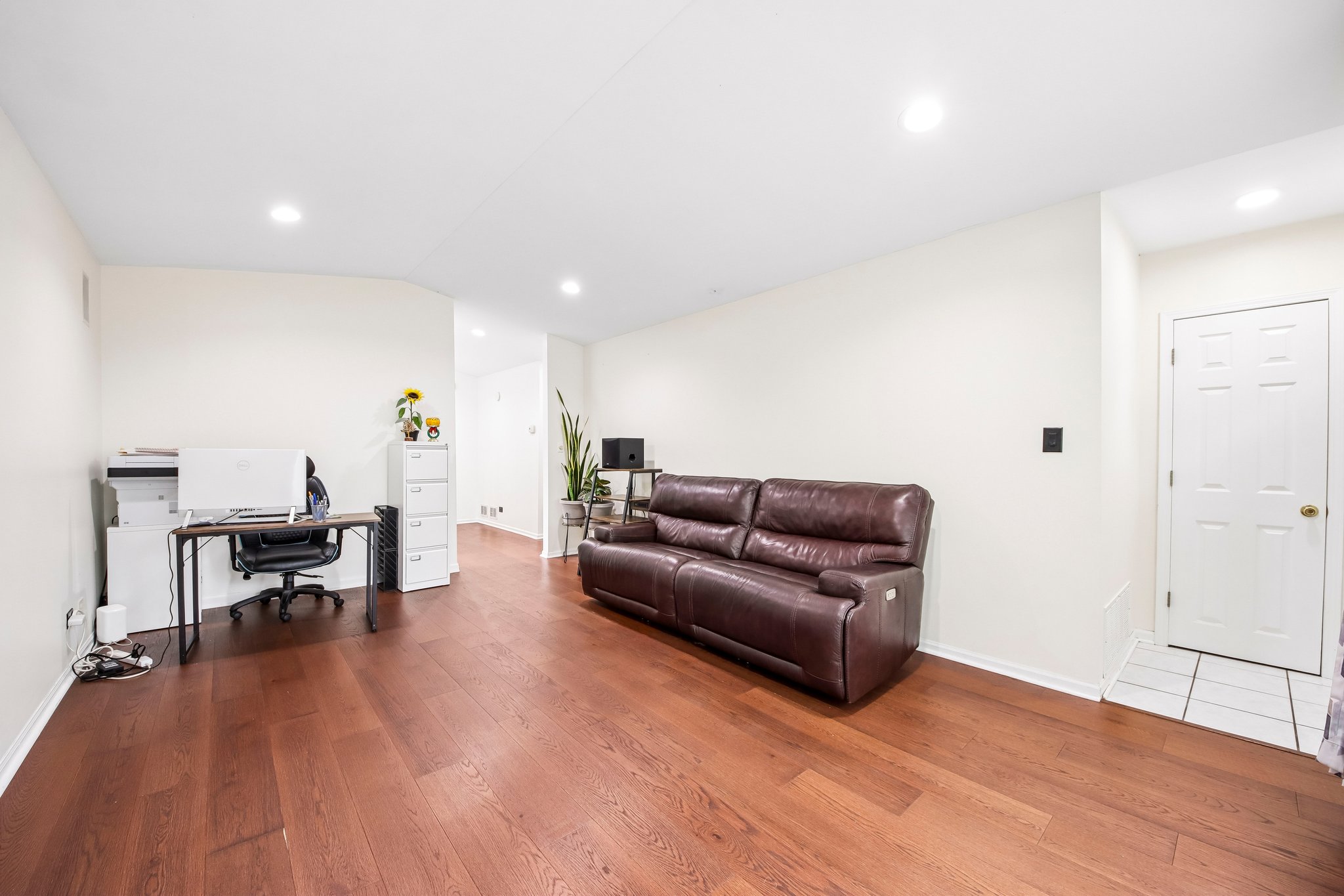 Emerson St-S1709-005.jpg