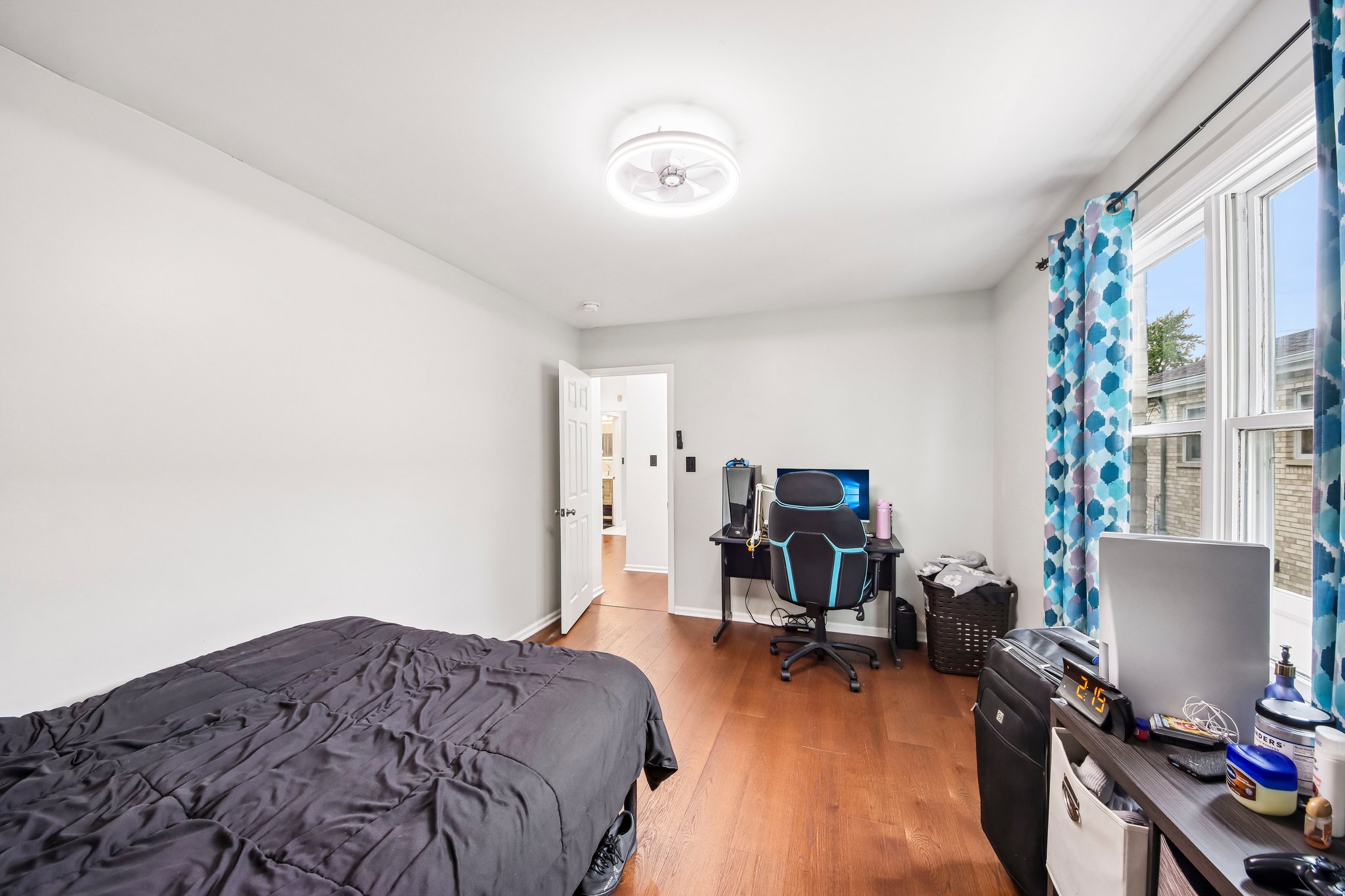 Emerson St-S1709-023.jpg