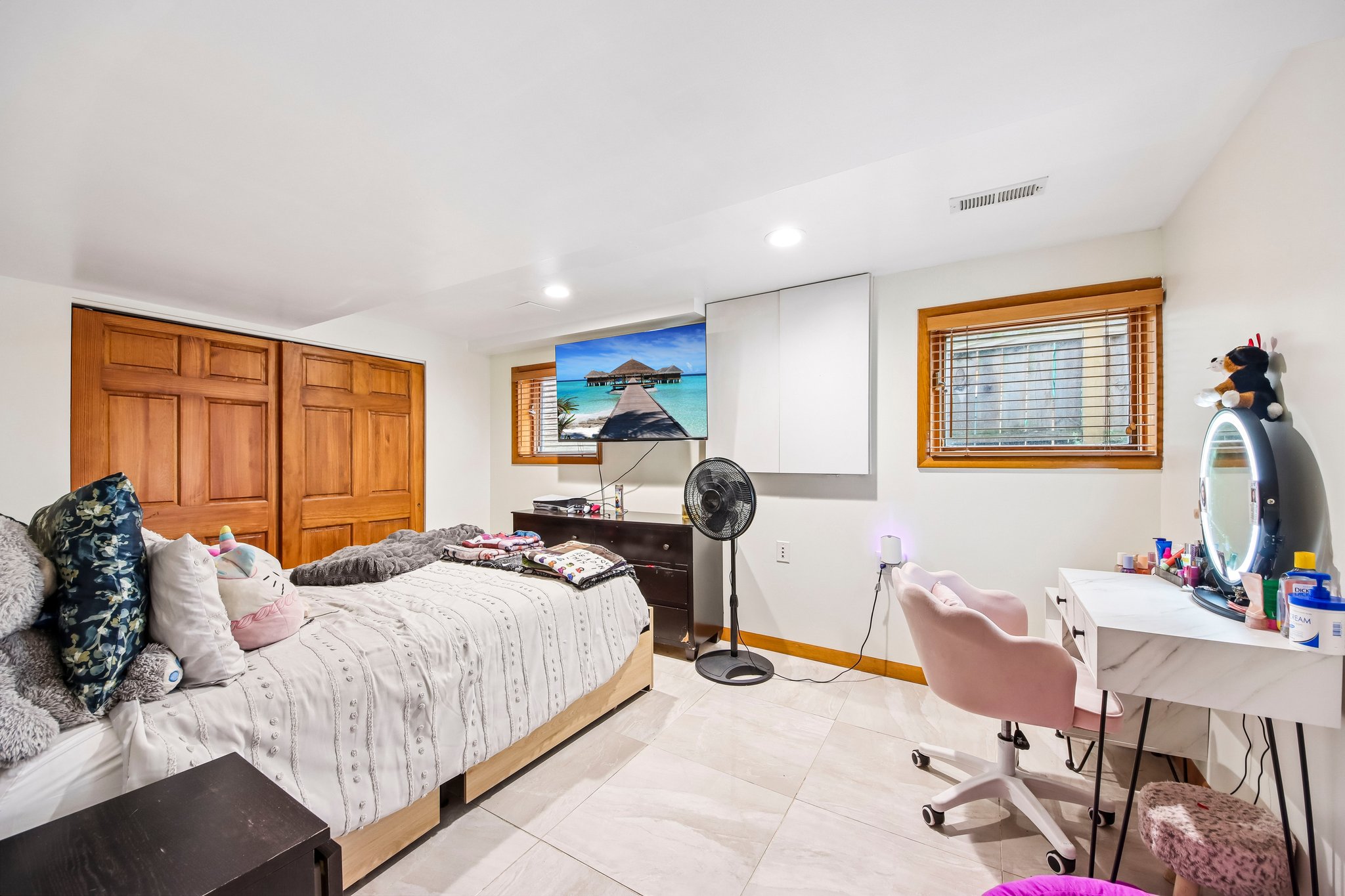 Emerson St-S1709-029.jpg