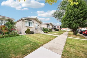 Emerson St-S1709-001.jpg