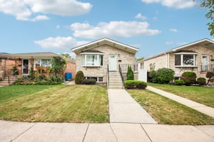 Emerson St-S1709-002.jpg