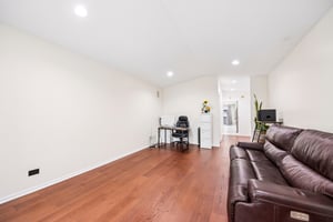 Emerson St-S1709-008.jpg