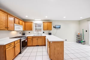 Emerson St-S1709-012.jpg
