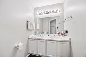 Emerson St-S1709-019.jpg
