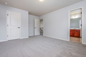 Spare Br w Full Bath