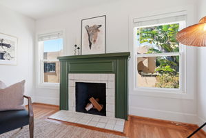 012_F8_3142 Maxwell Ave