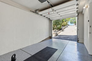 054_F8_3142 Maxwell Ave