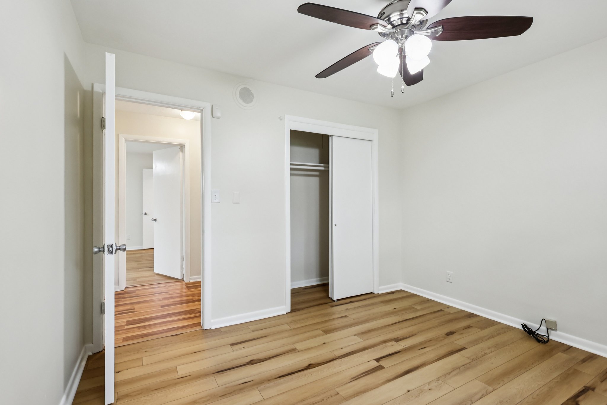 Morewood Rd-S1404-032.jpg