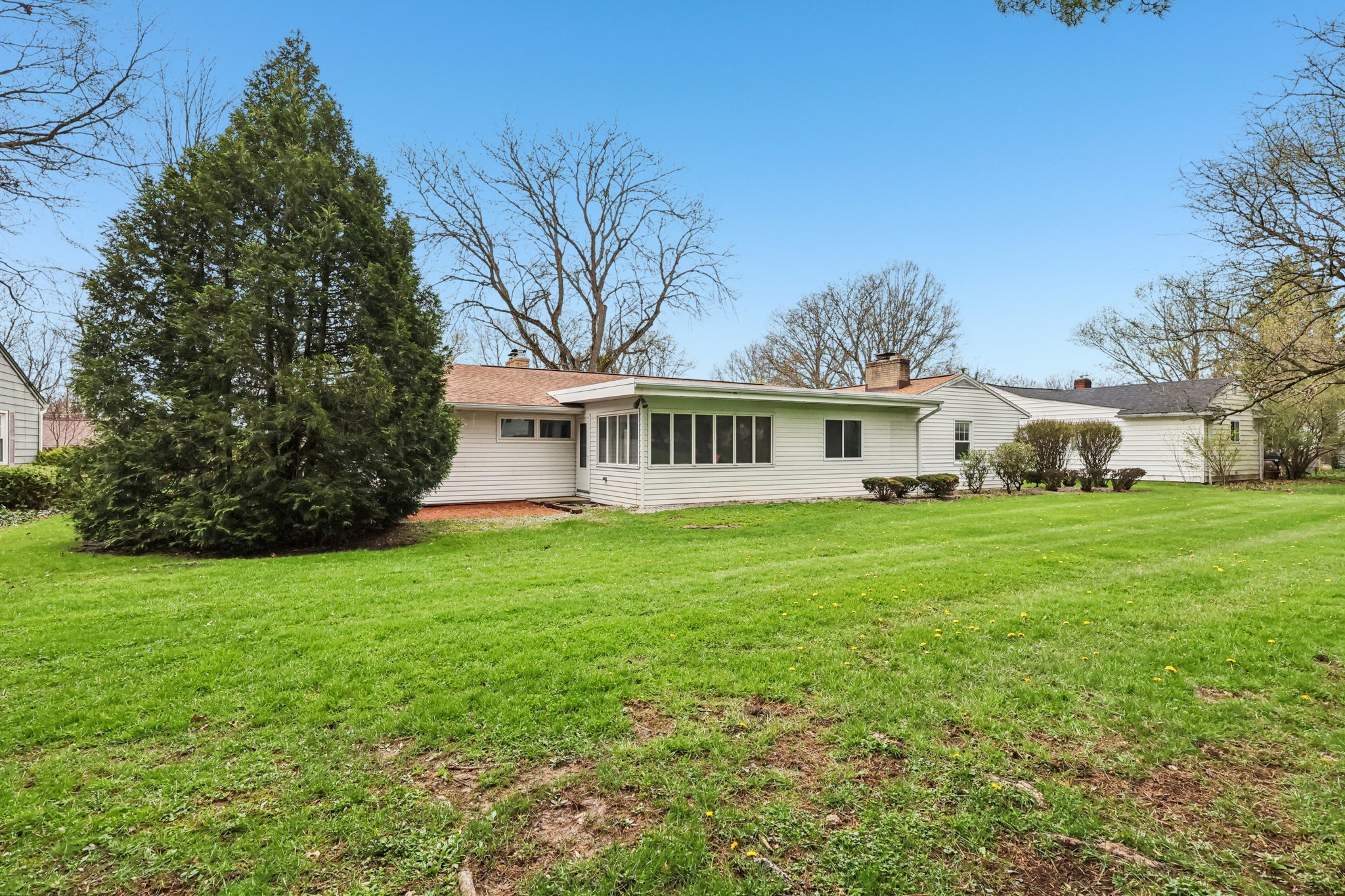 Morewood Rd-S1404-047.jpg