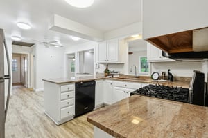 Morewood Rd-S1404-021.jpg